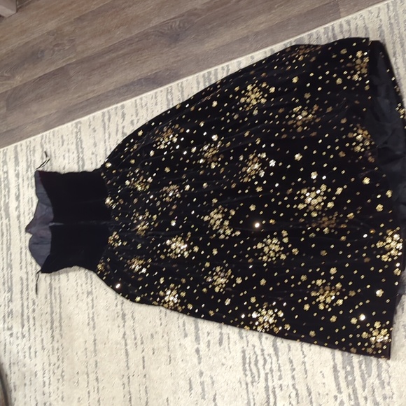 Jessica McClintock Velvet Strapless Black and Gold Sequin Dress - Picture 4 of 7